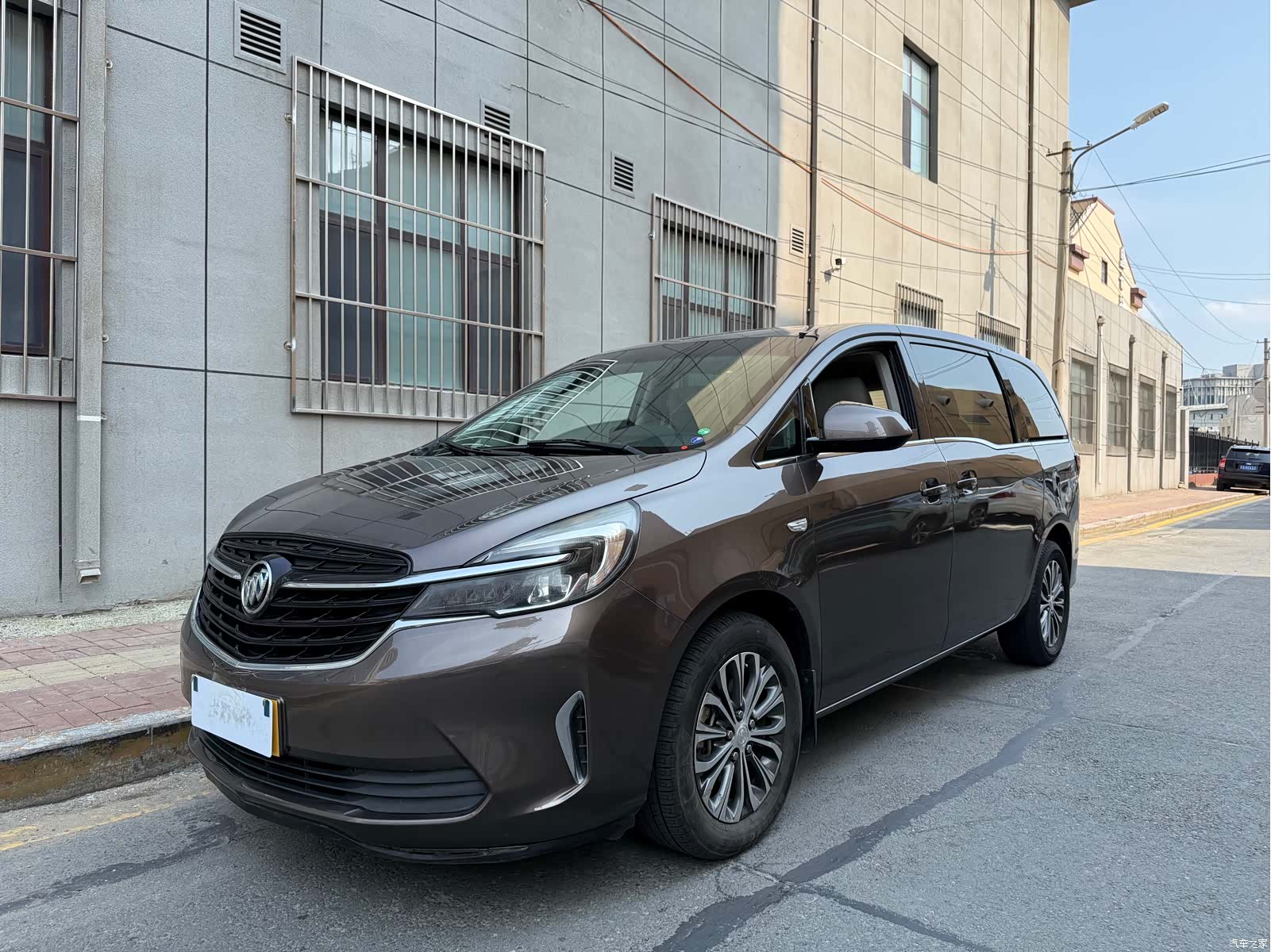 Buick GL8, 2021 1
