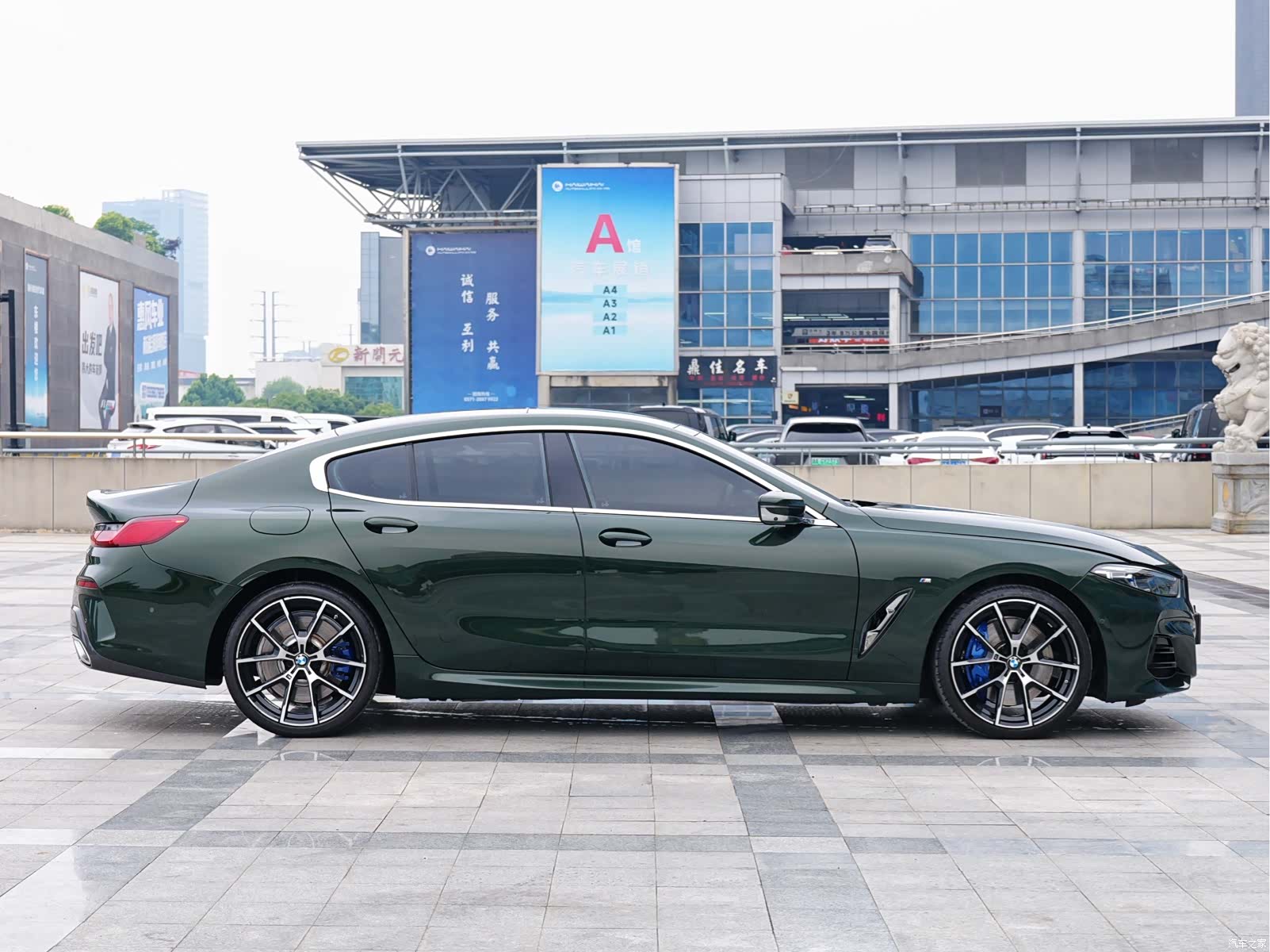 BMW 8 Series, 2023 все фото