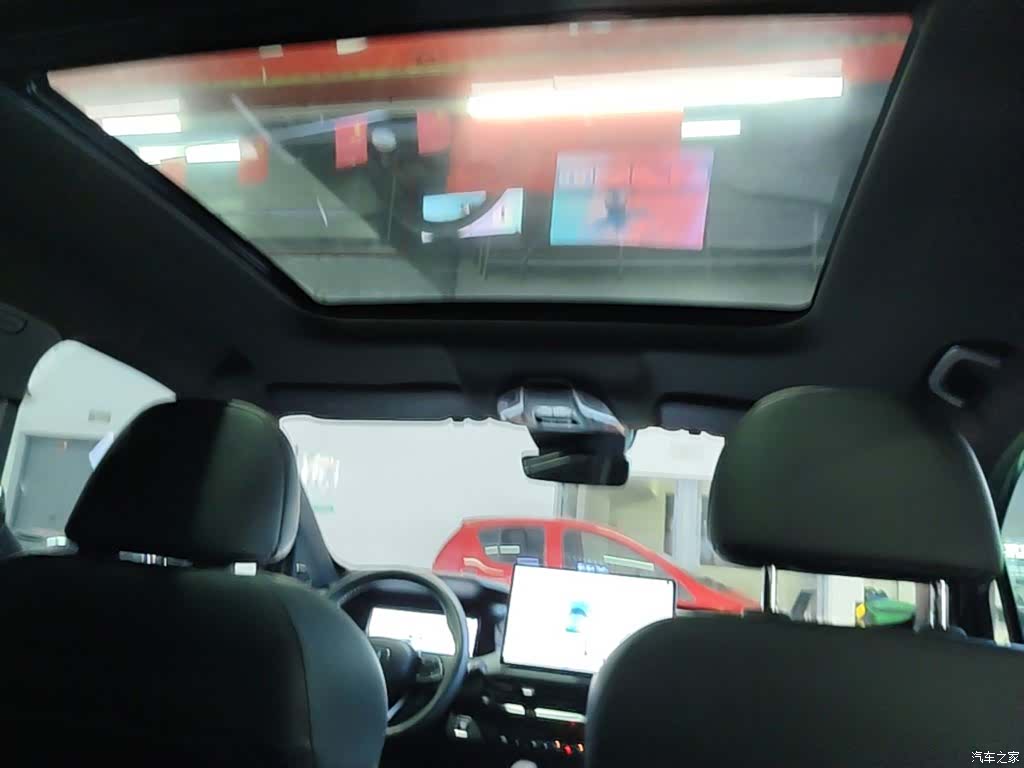 Geely Haoyue, 2025 18