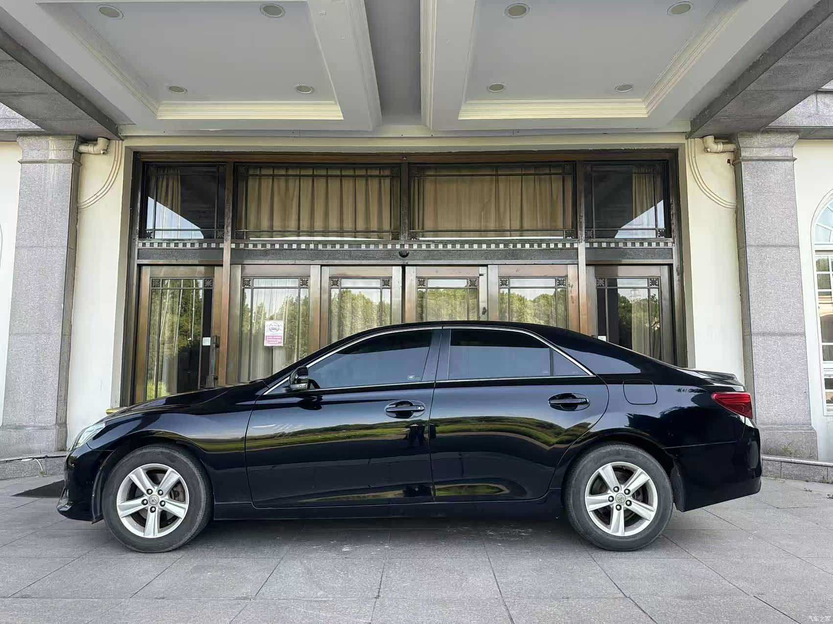 Toyota 2.5V, 2016 4