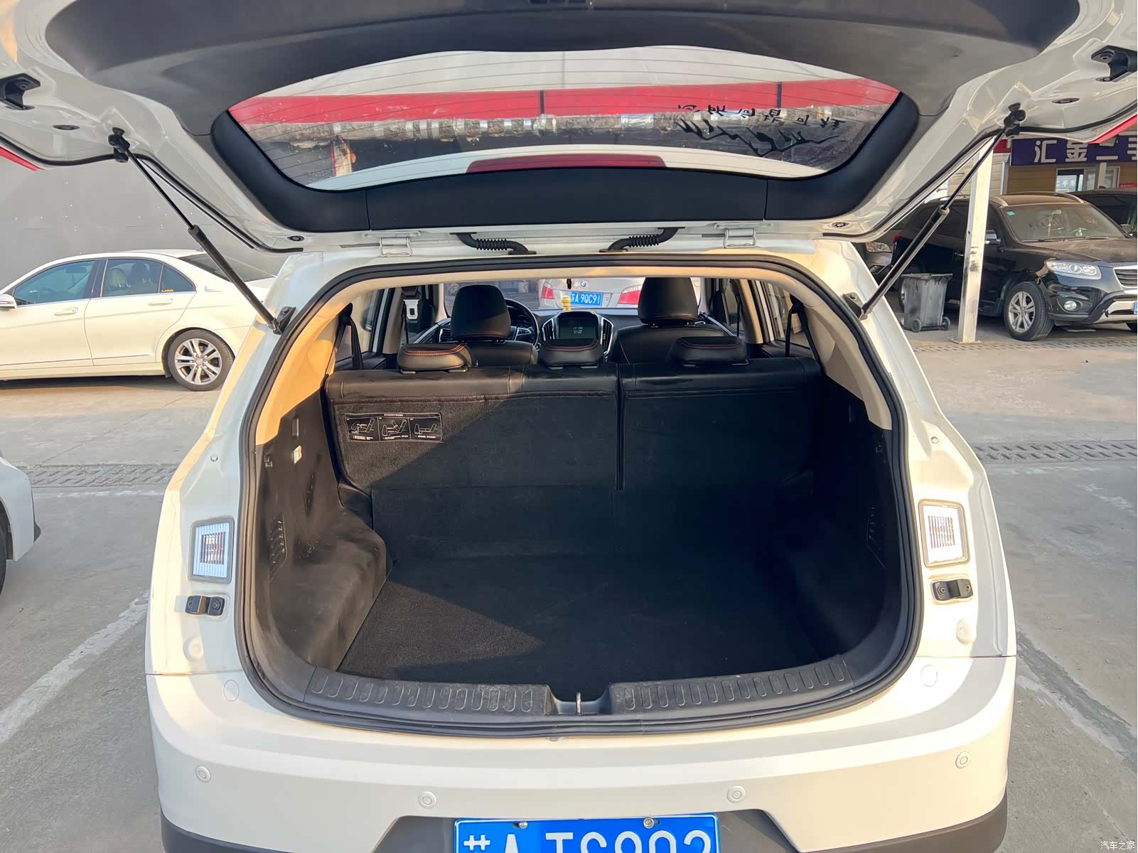 Wuling 560, 2016 20