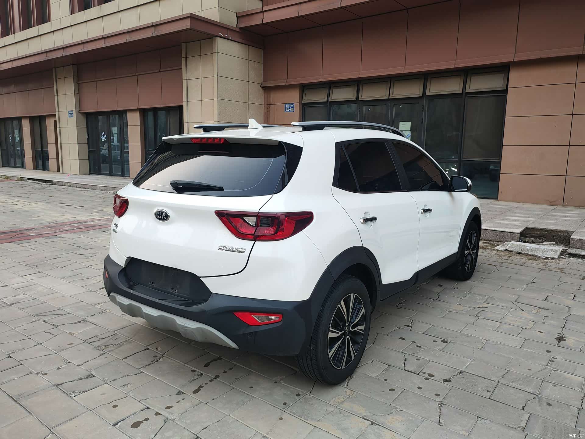 Kia KX1, 2019 4
