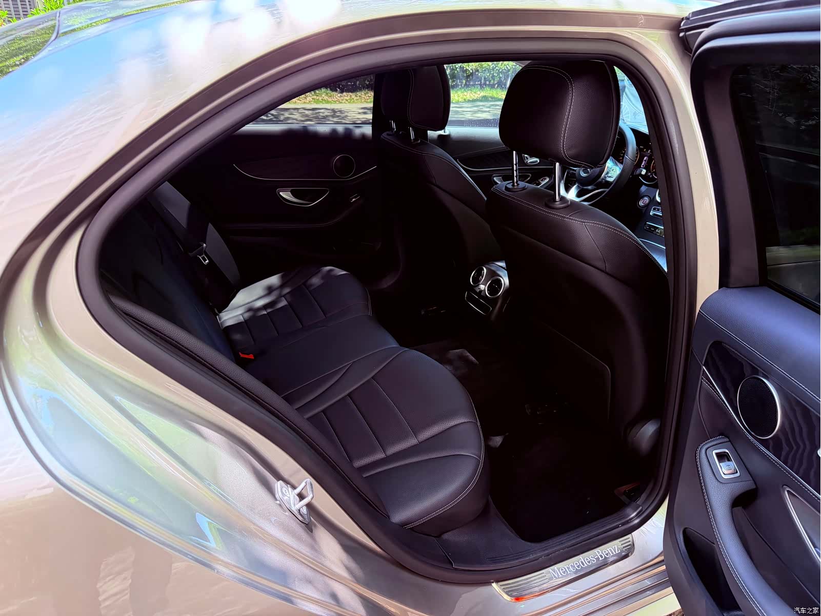 Mercedes-Benz C-Class, 2020 14