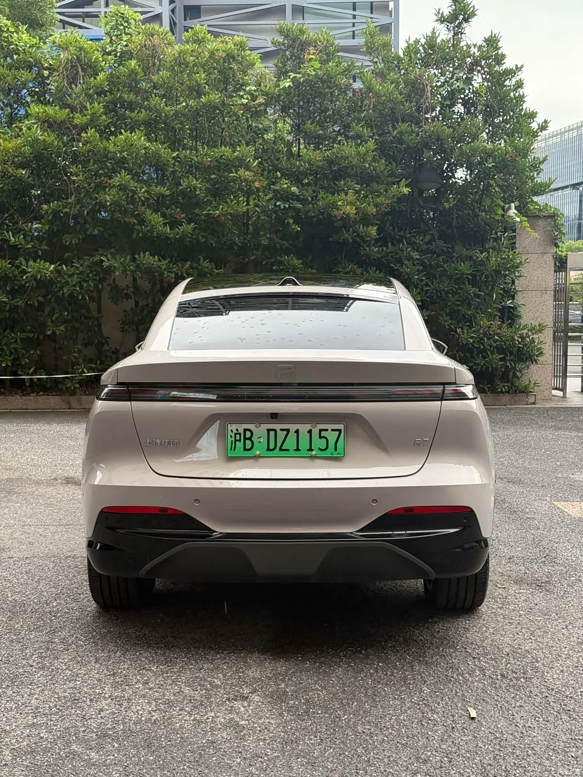 Rising Auto R7, 2025 все фото