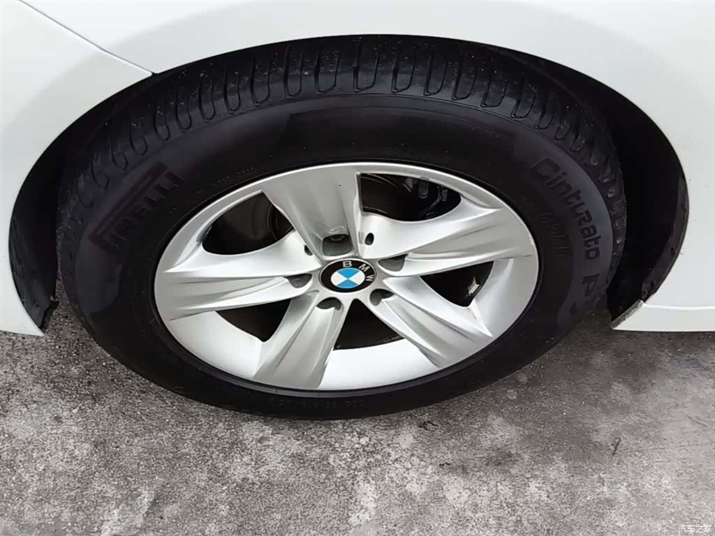 BMW 3 Series, 2016 23