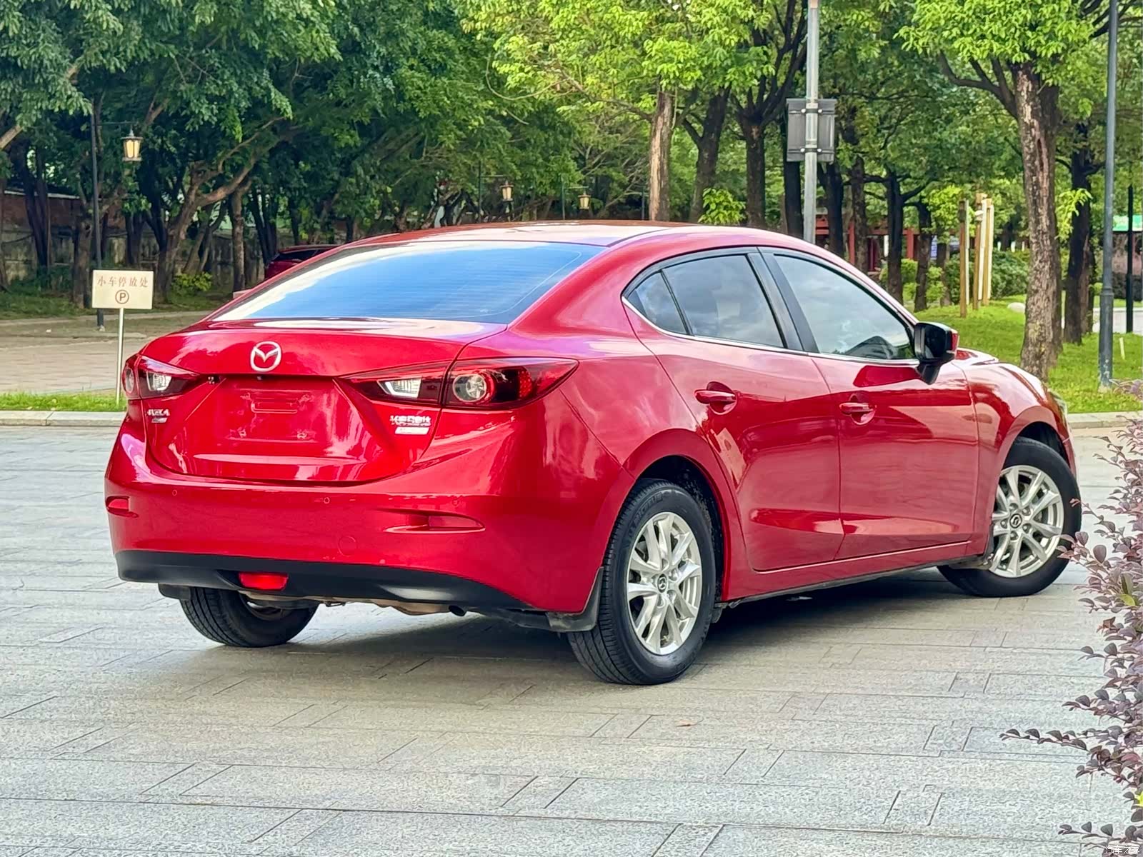 Mazda Mazda3, 2017 6