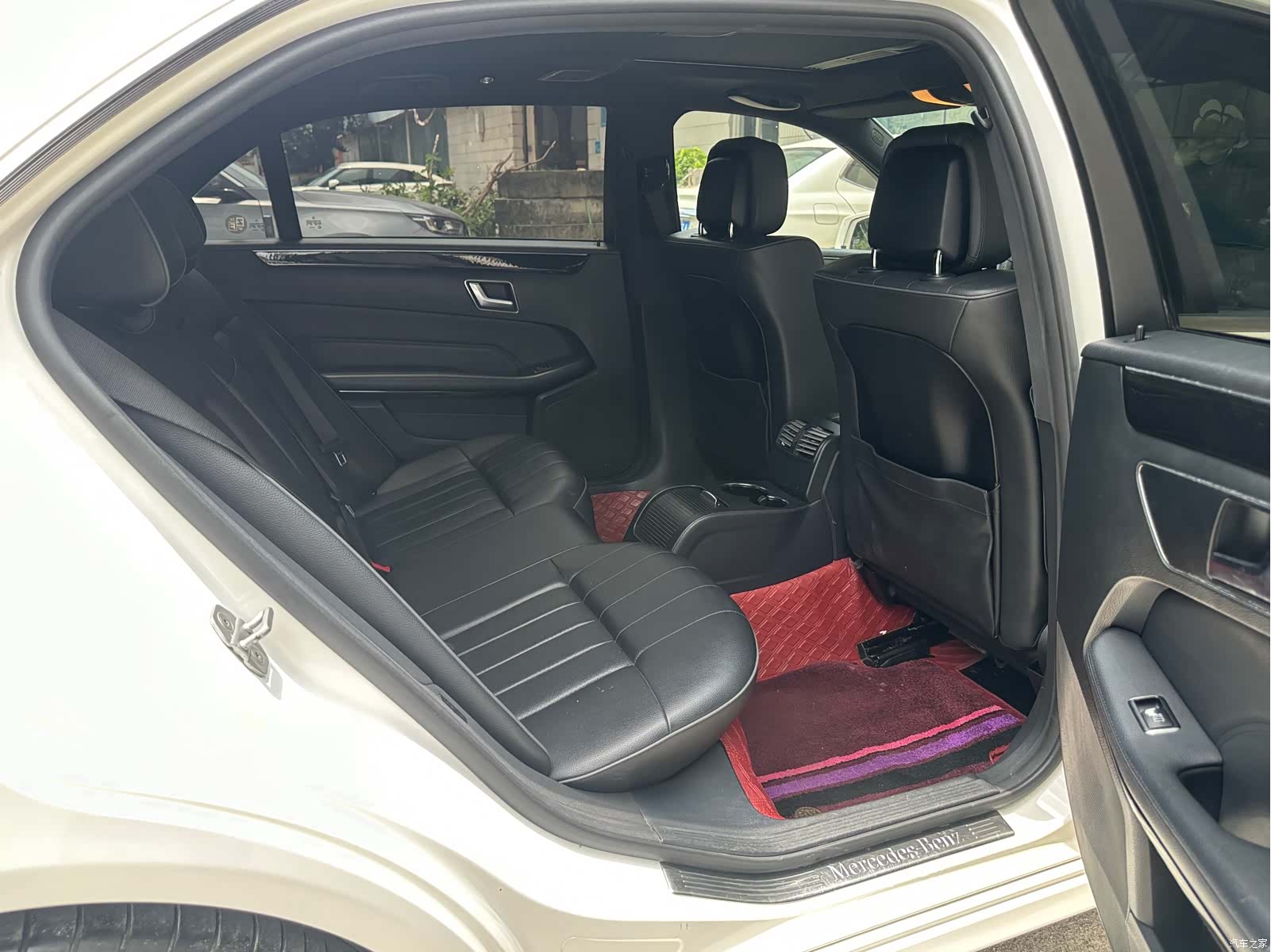 Mercedes-Benz E-Class, 2015 11