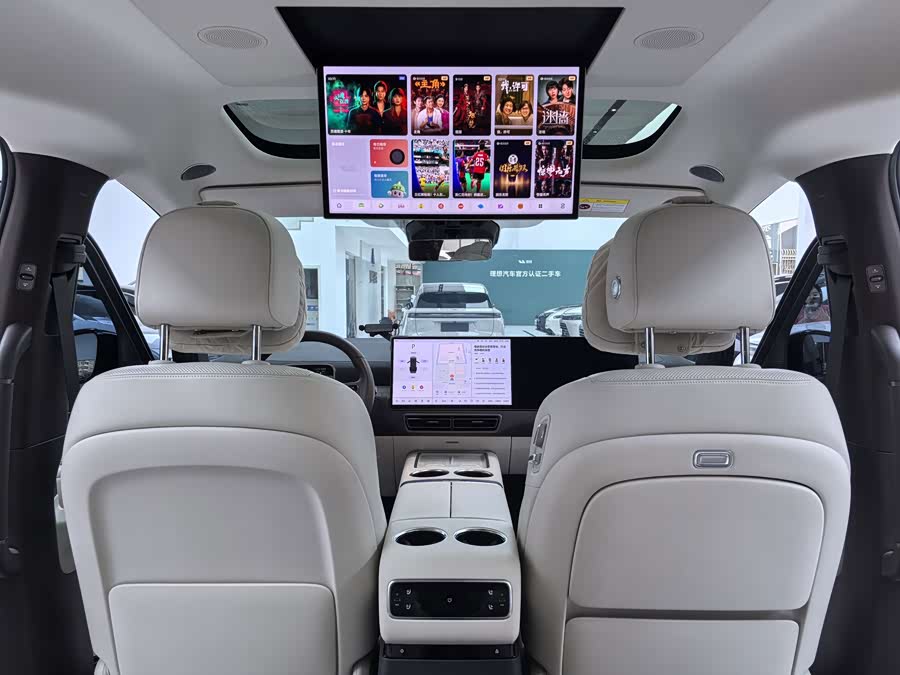 Li Auto MEGA 2025, фото 10