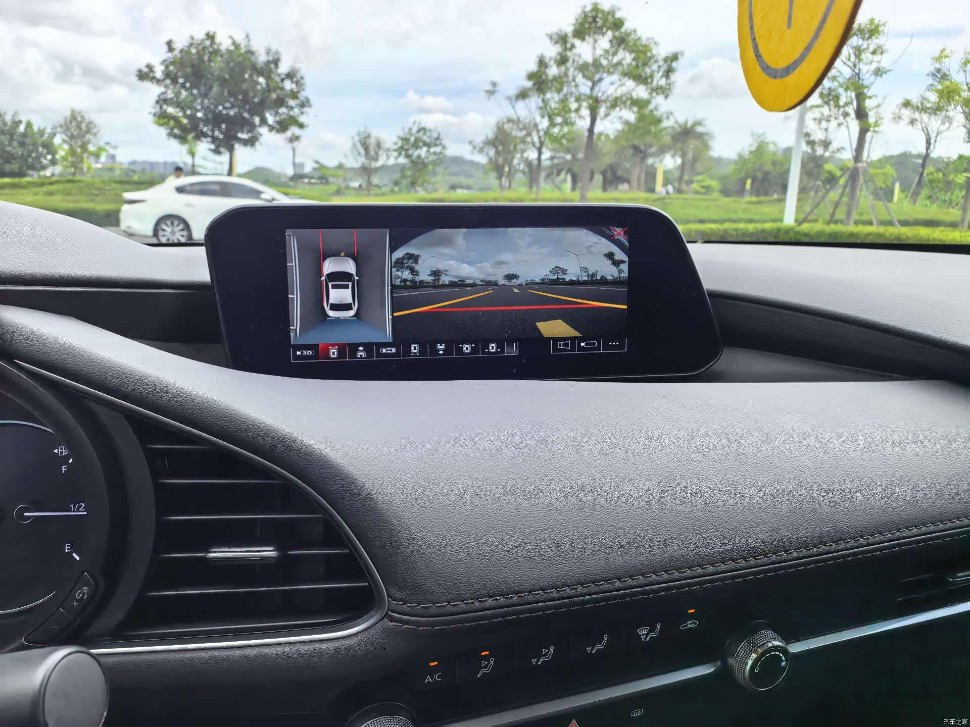 Mazda Mazda3, 2022 12