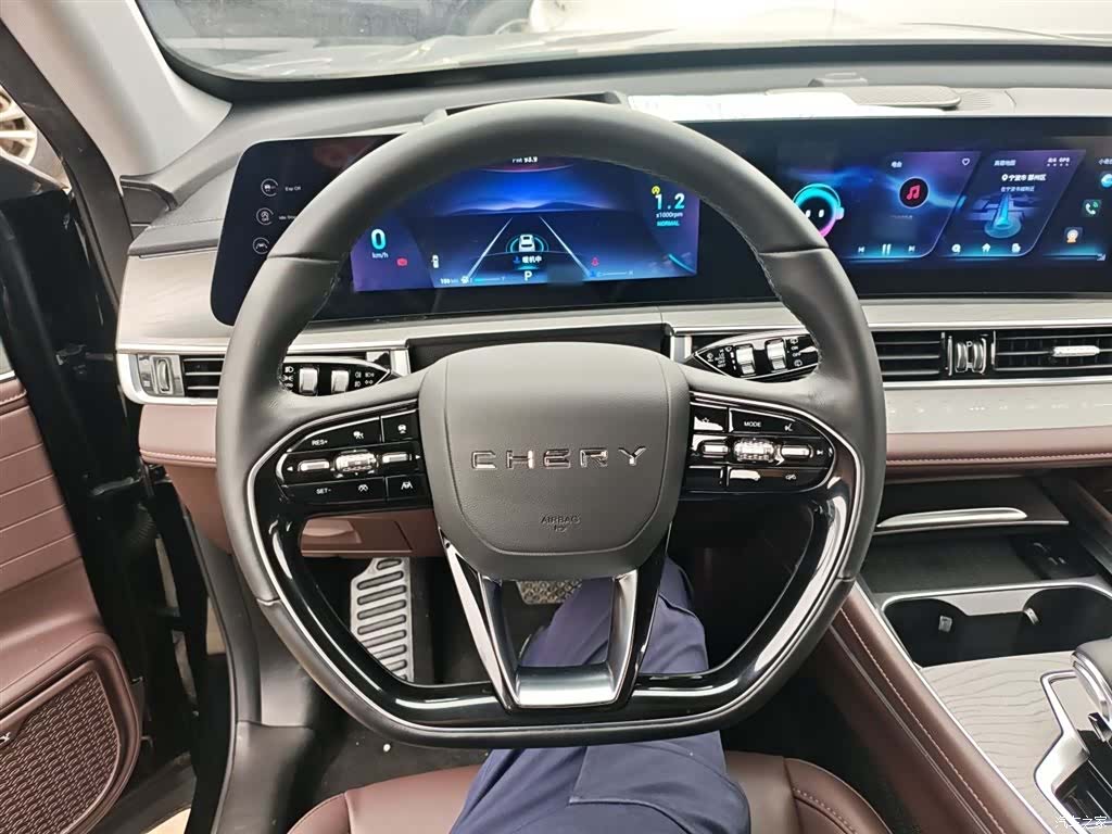 Chery Tiggo 8, 2023 11
