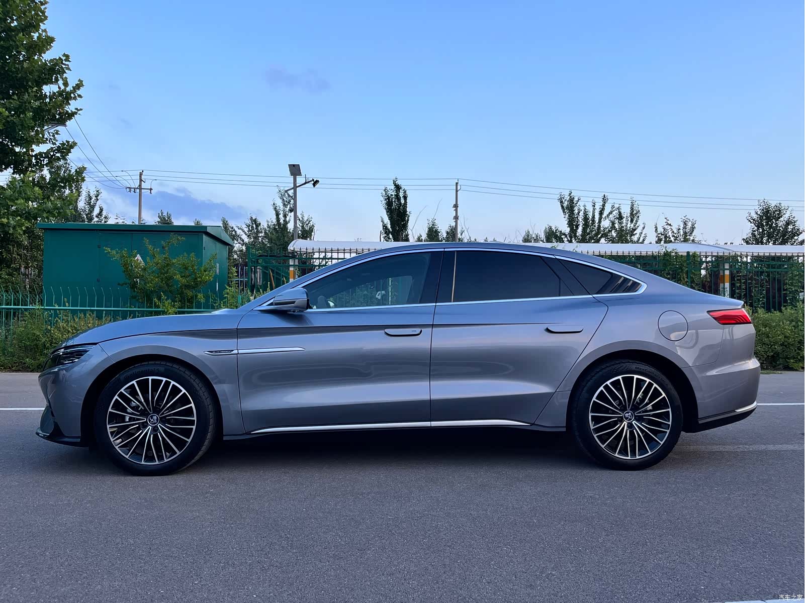 BYD Han, 2023 4