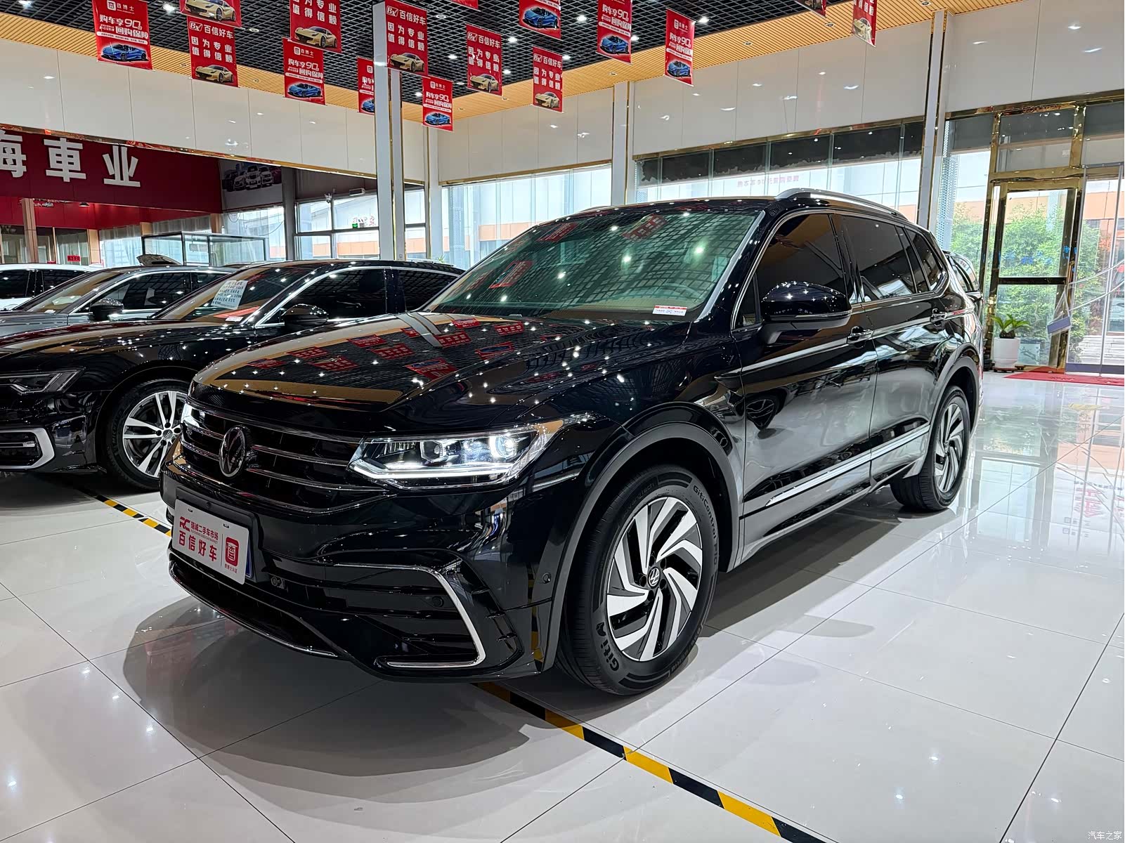 Volkswagen Tiguan L, 2024 3