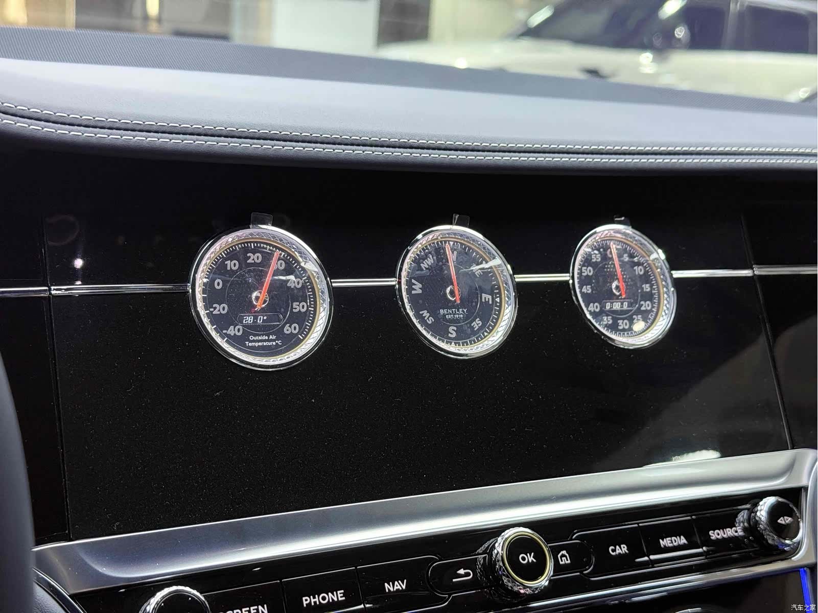 Bentley Continental GT, 2020 8