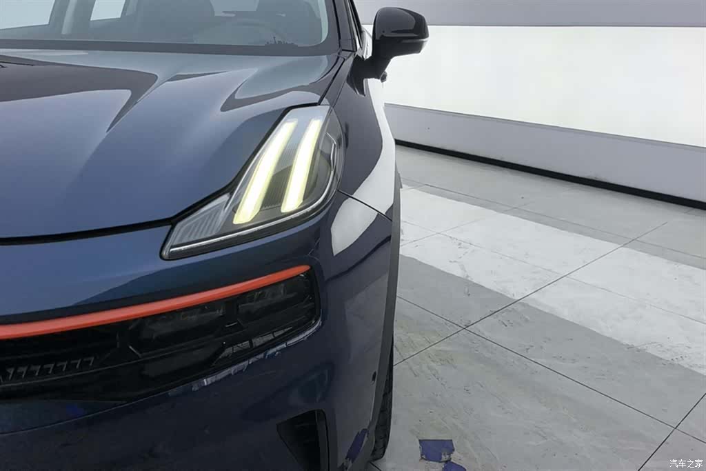 Lynk & Co 02, 2022 все фото