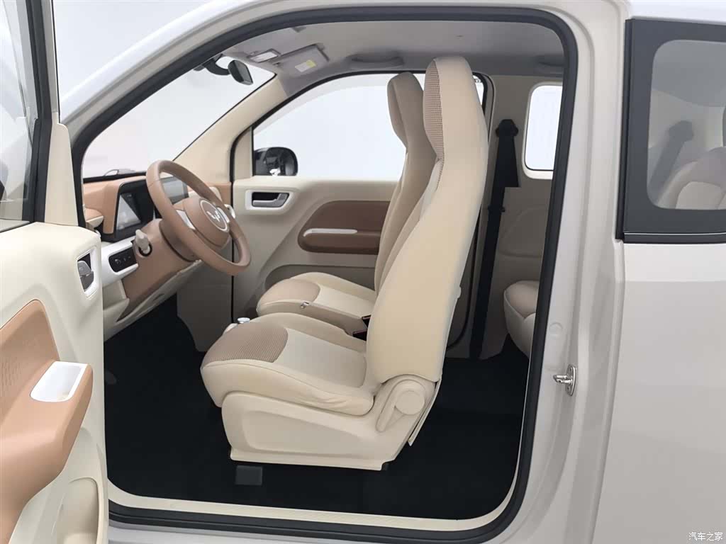 Wuling MINIEV, 2024 10