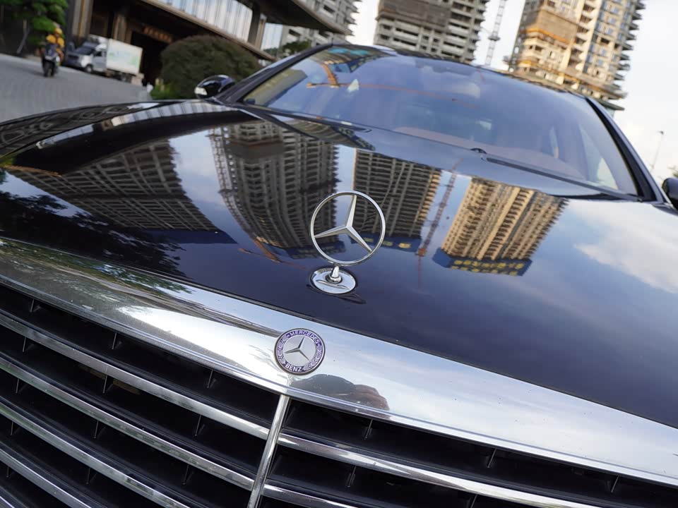 Mercedes-Benz S-class Mercedes-Benz S-class