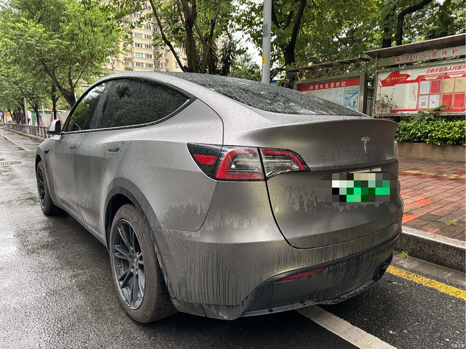 Tesla Model Y, 2022 4