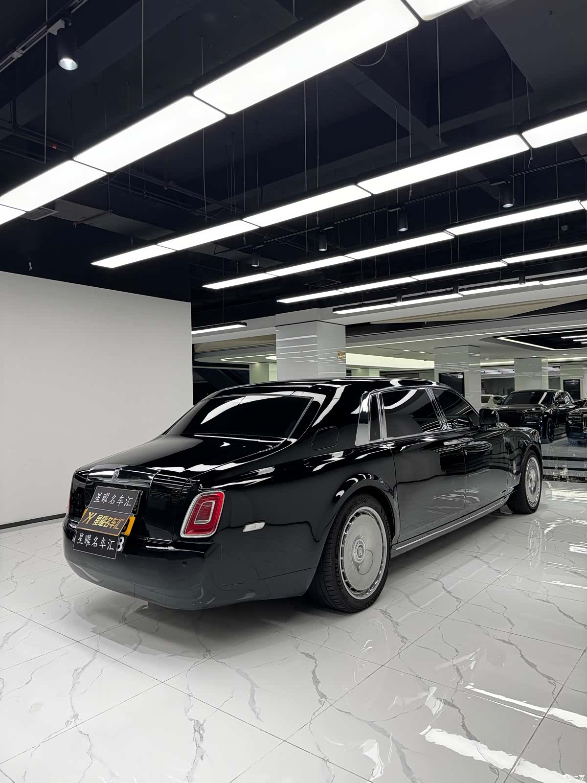 Rolls-Royce Phantom, 2010 10
