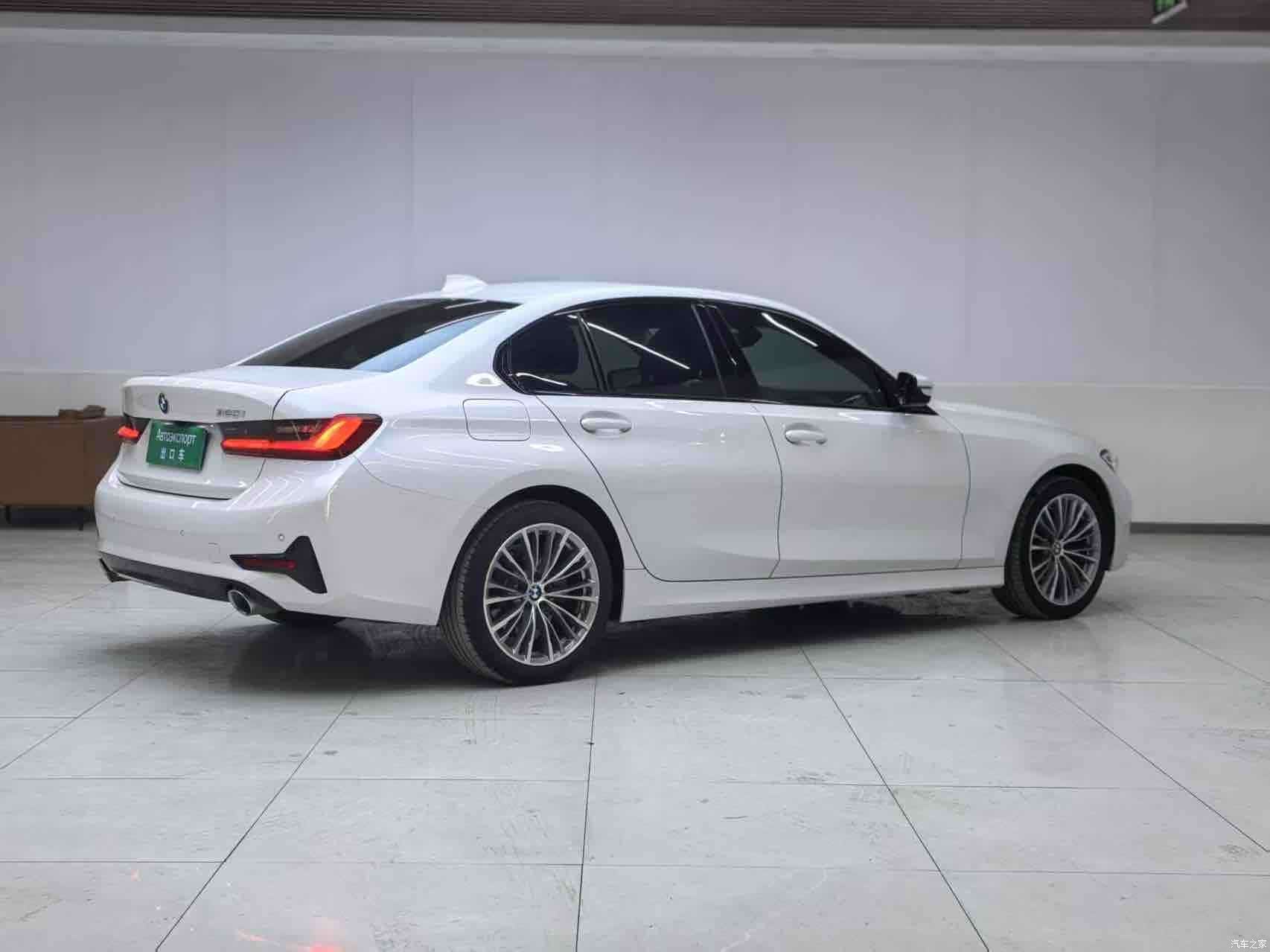 BMW 3 Series, 2022 все фото