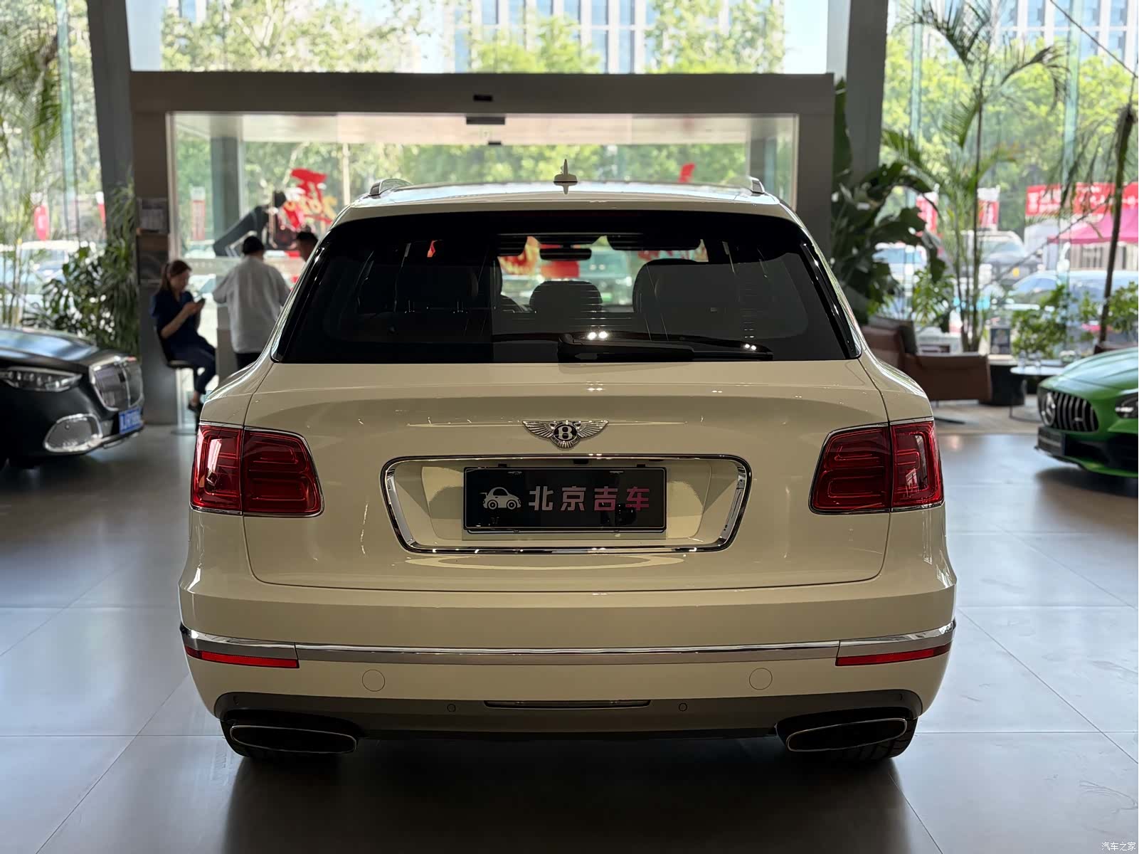 Bentley Bentayga, 2018 6
