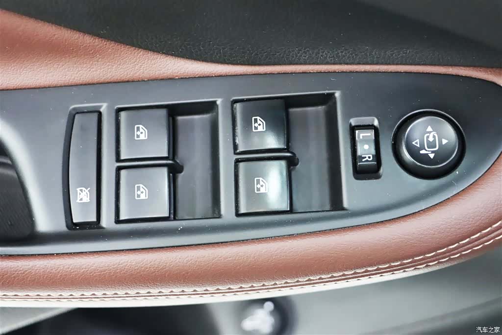 Buick Envision Plus, 2018 12