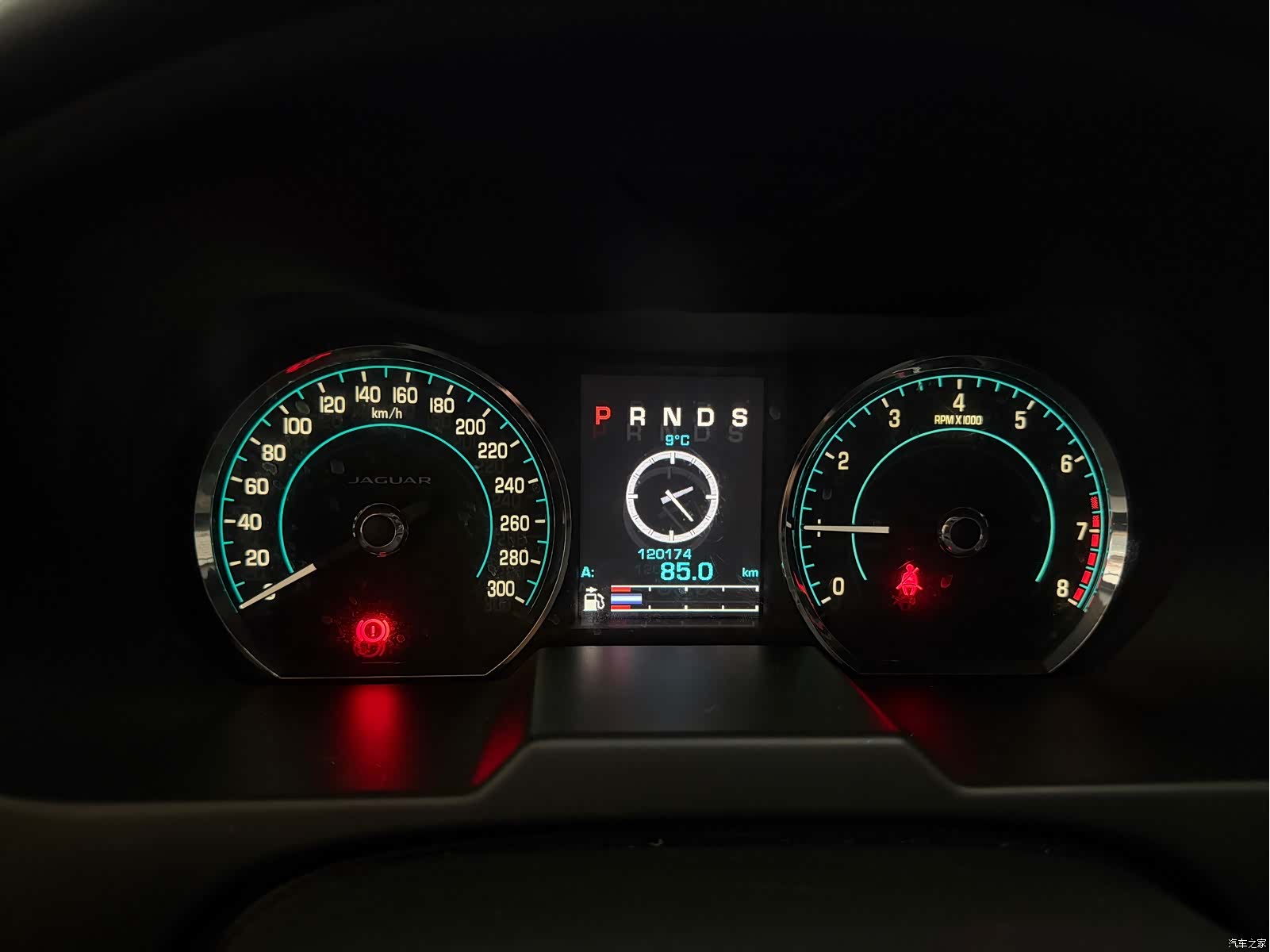 Jaguar XF, 2015 8
