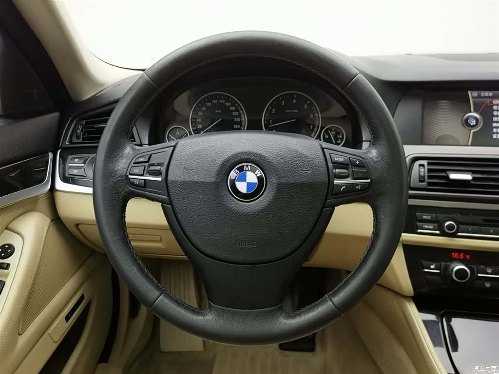 BMW 5 Series, 2012 11