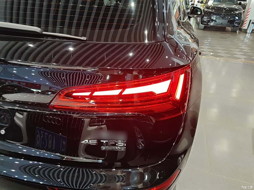 Audi Q5L, 2024 8