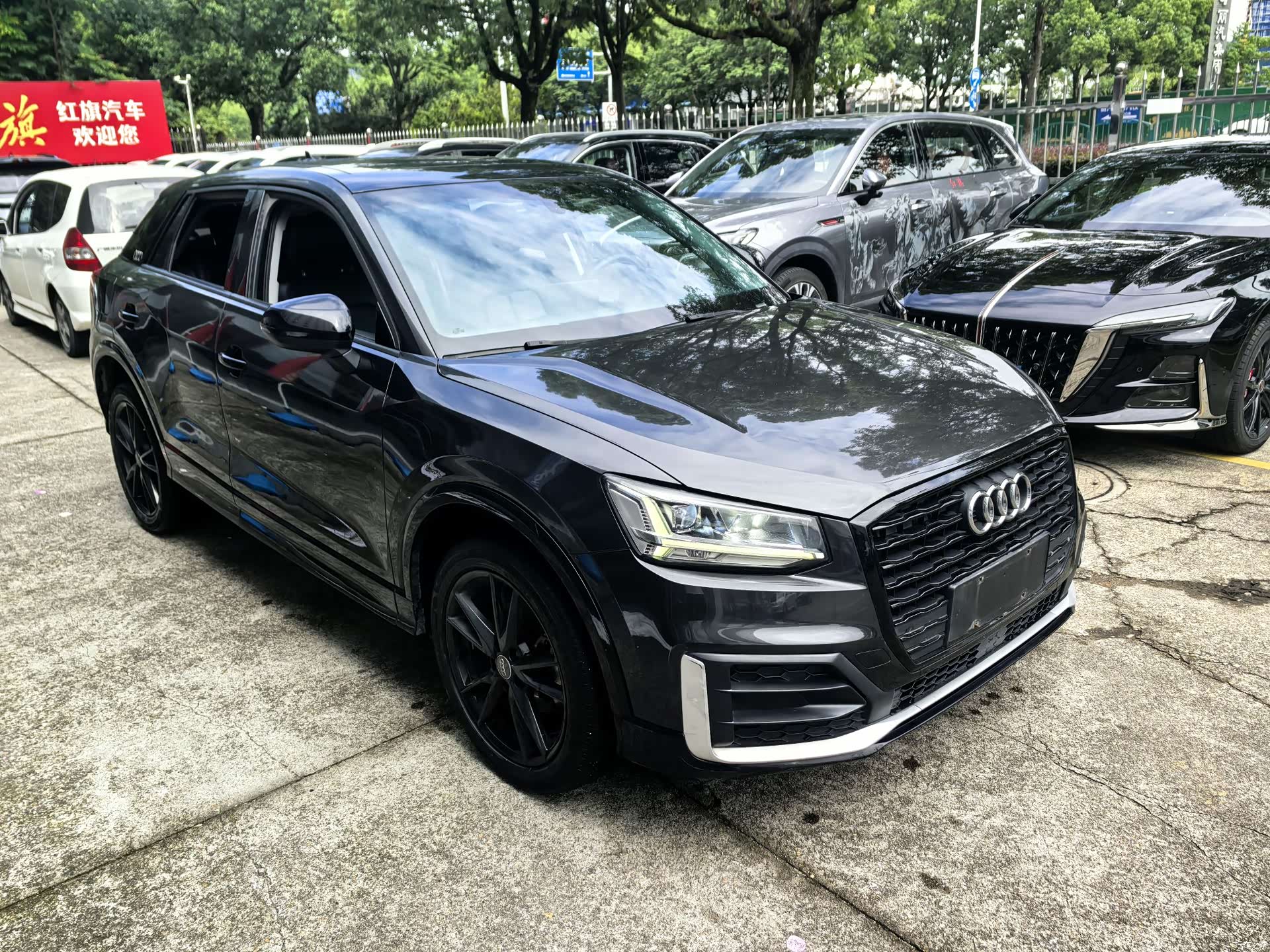 Audi Q2L, 2019 3