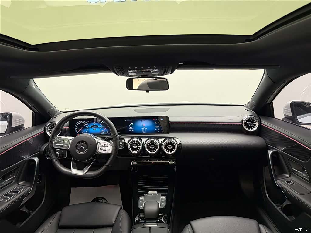 Mercedes-Benz A-Class, 2022 6