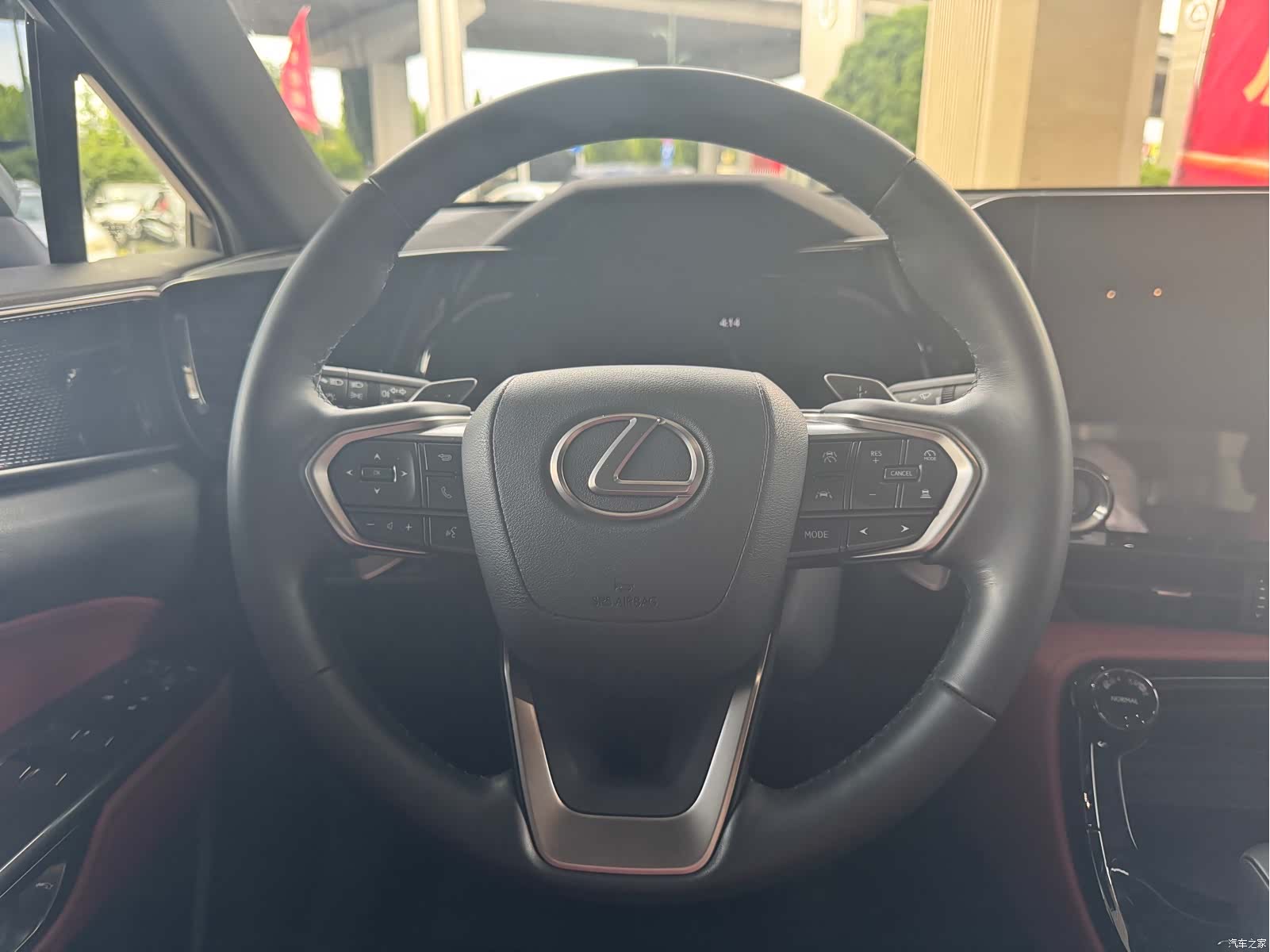 Lexus NX, 2024 12