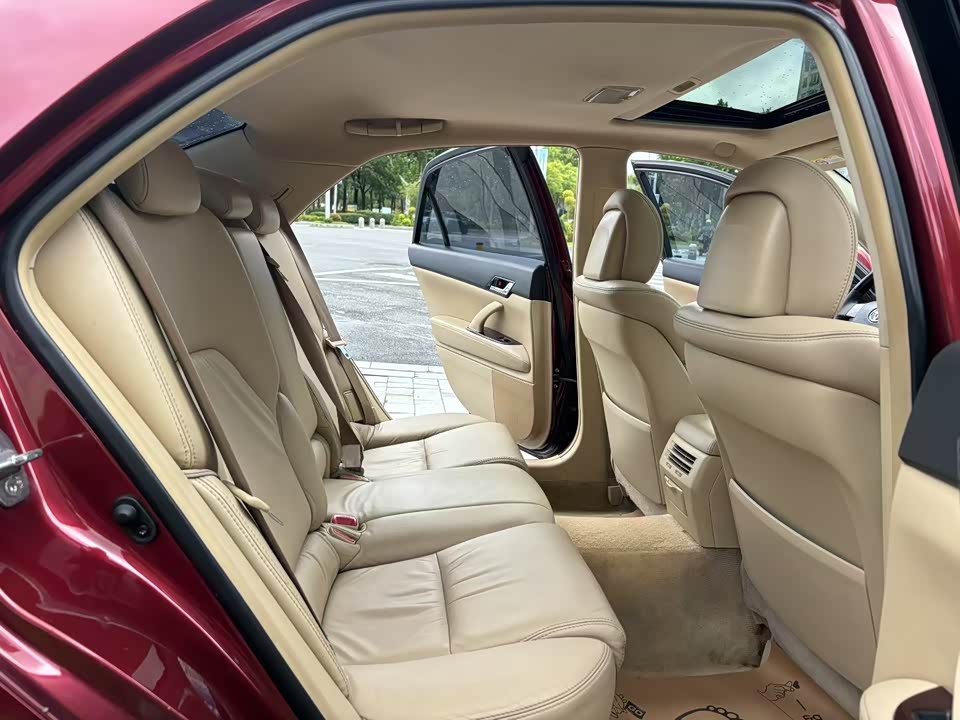 Toyota Reiz Toyota Reiz
