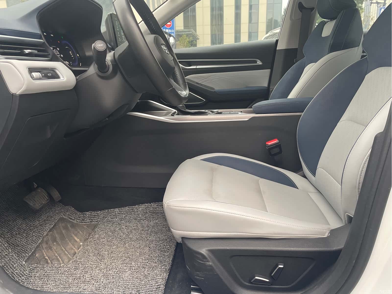 Geely Emgrand, 2021 6