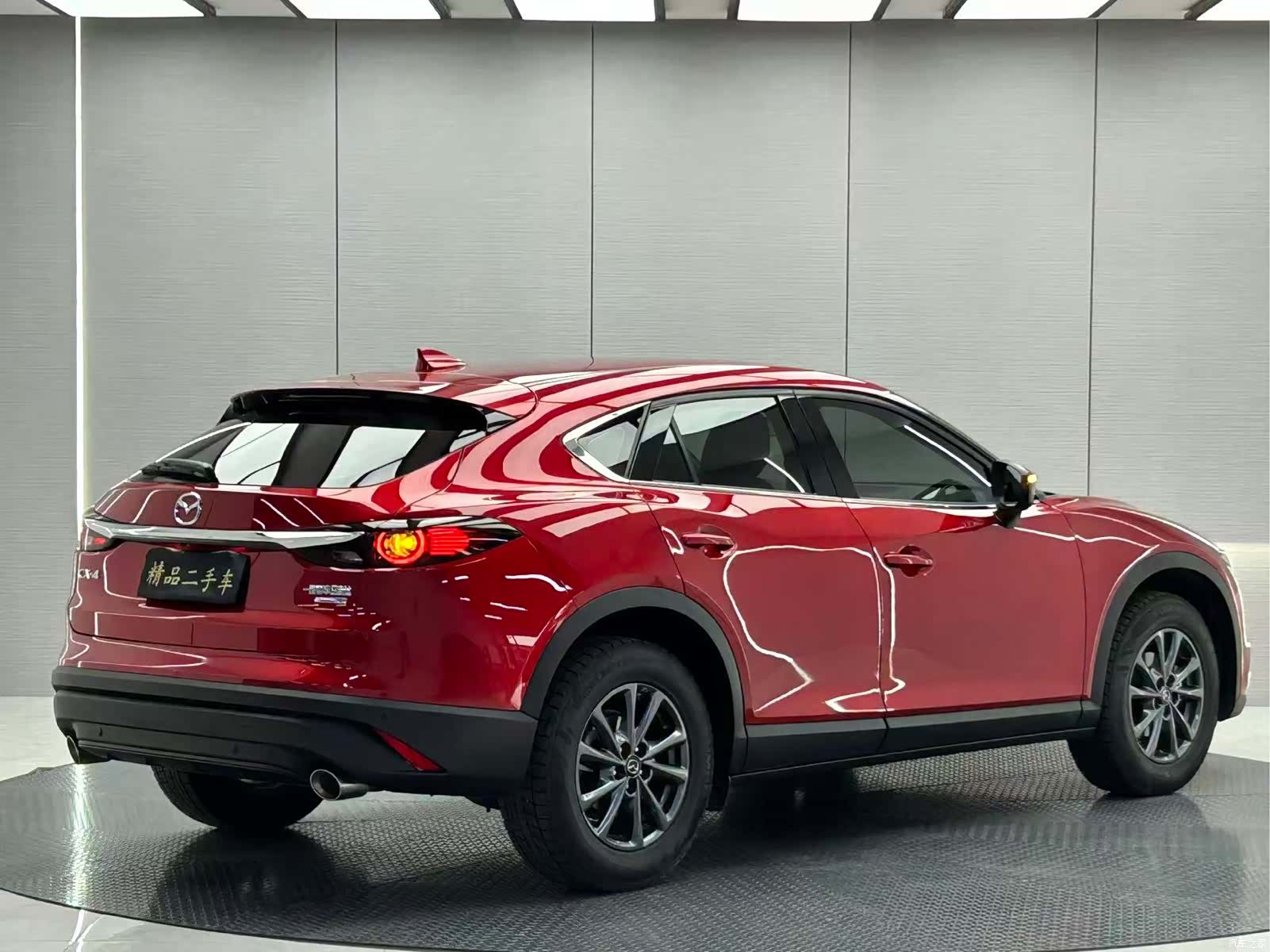 Mazda CX-4, 2023 все фото