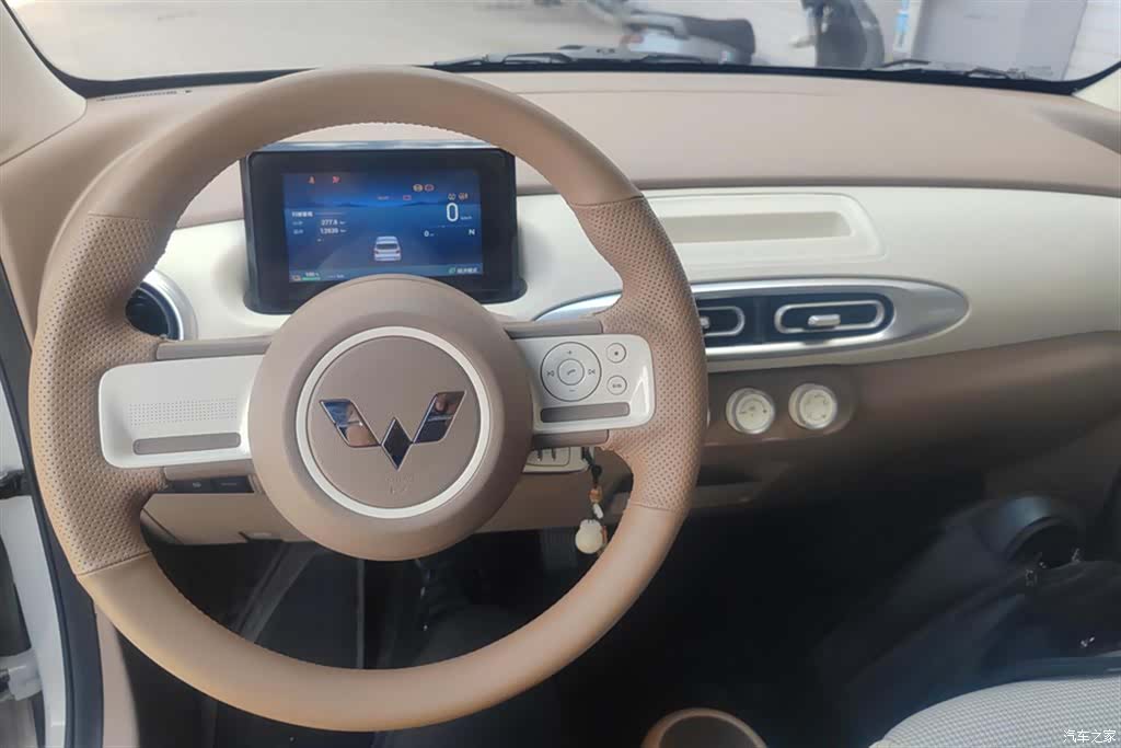 Wuling MINIEV, 2025 12