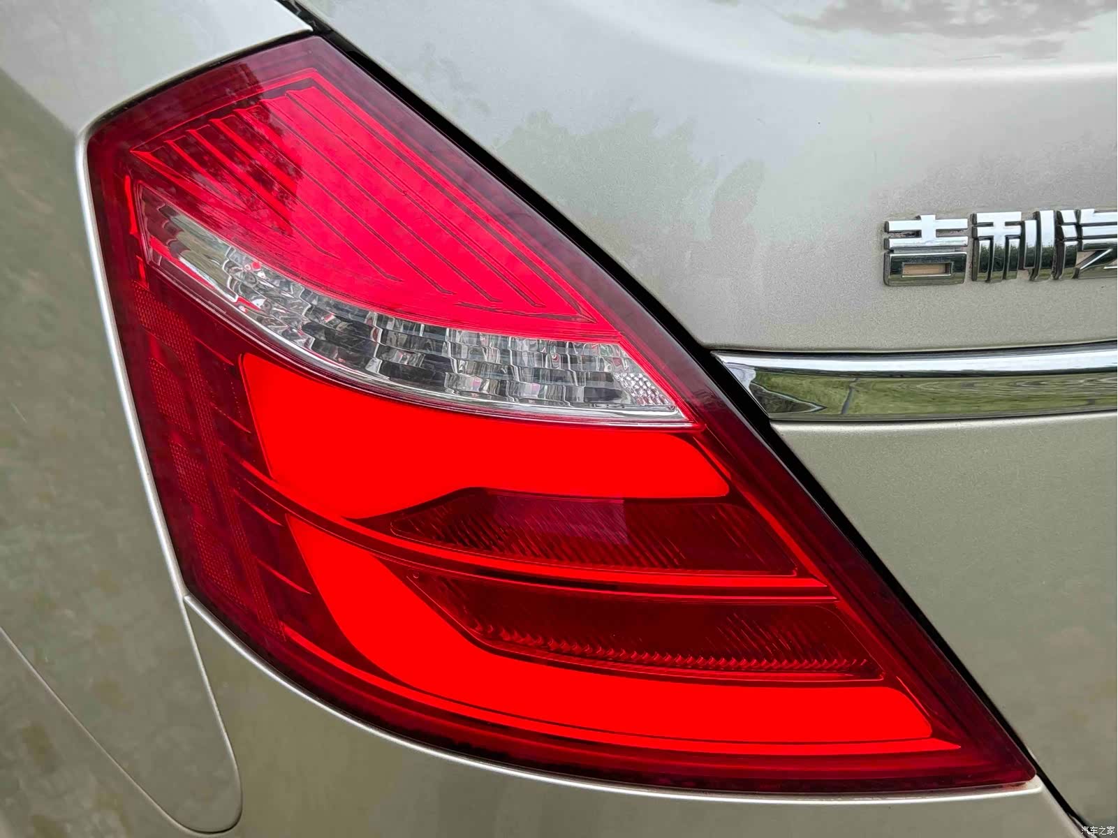 Geely Emgrand, 2017 19