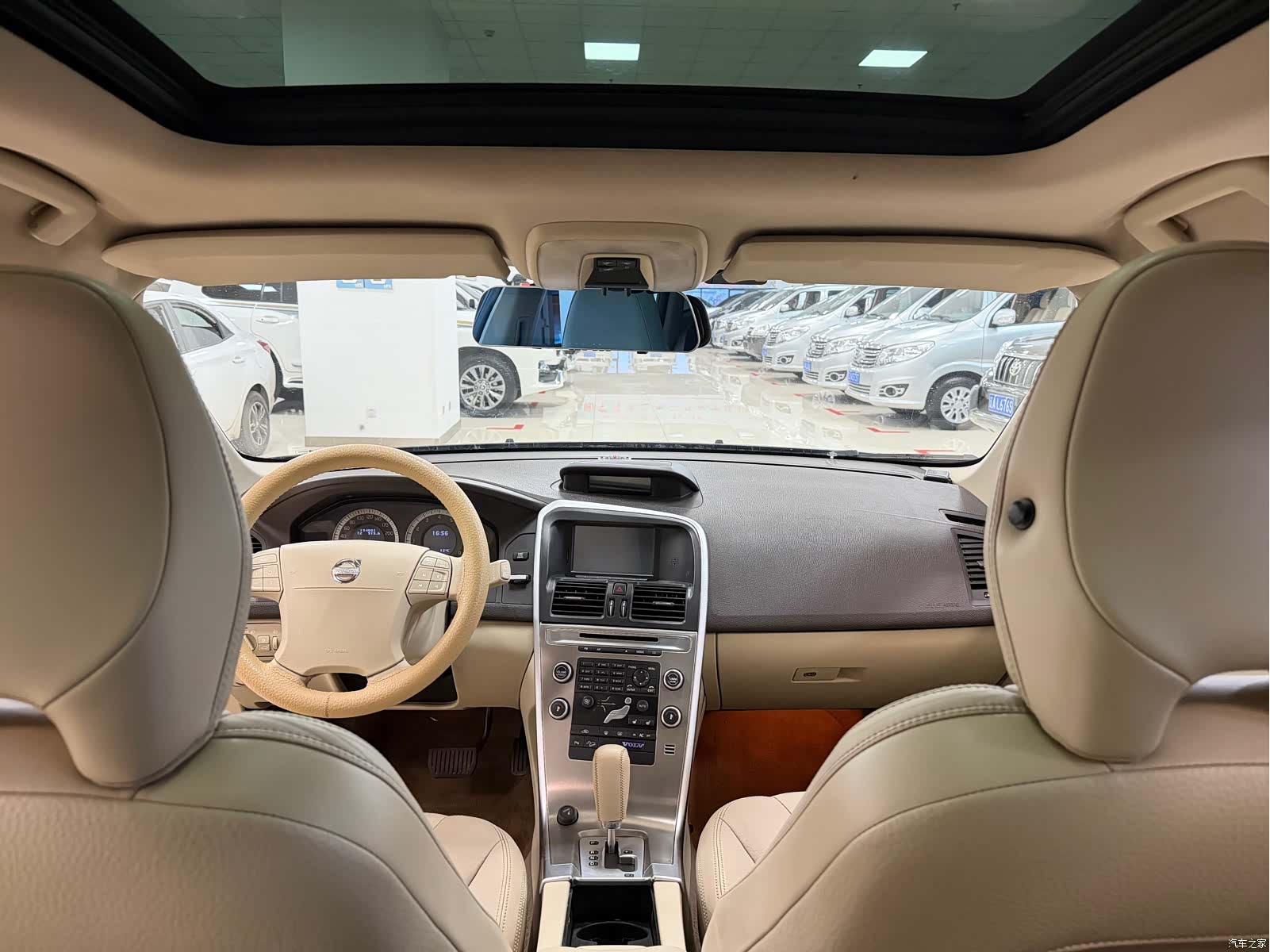 Volvo XC60, 2009 9