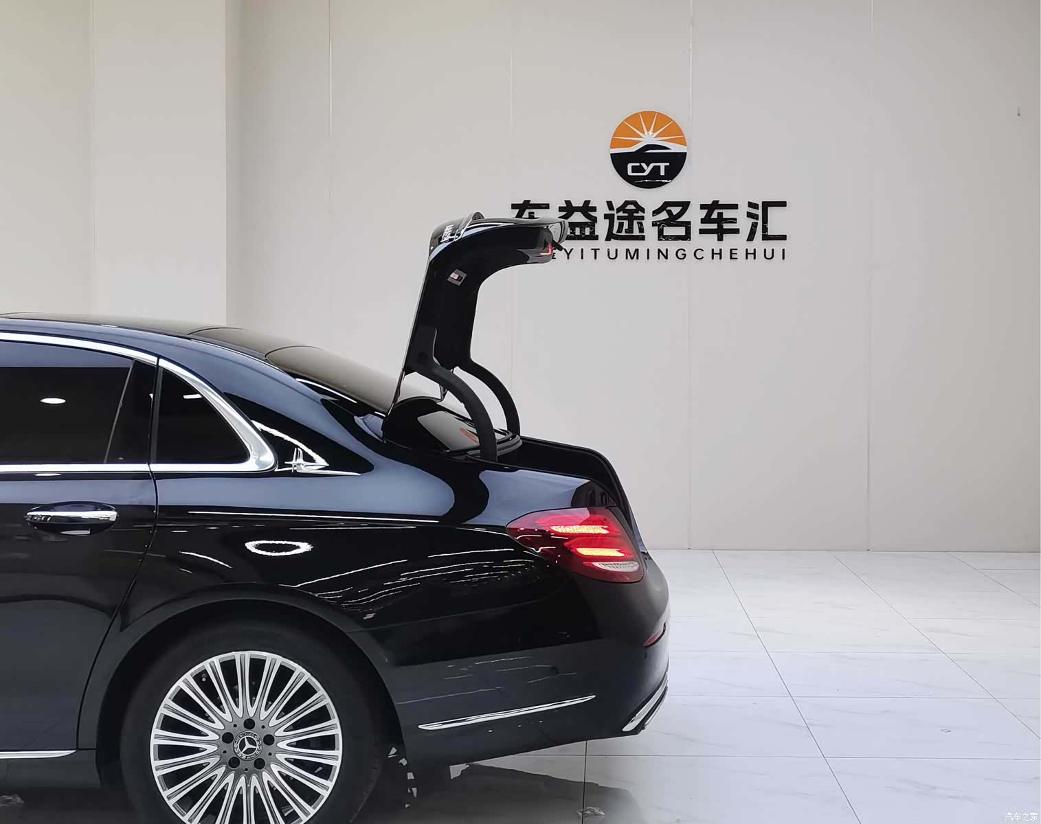 Mercedes-Benz E-Class, 2019 22