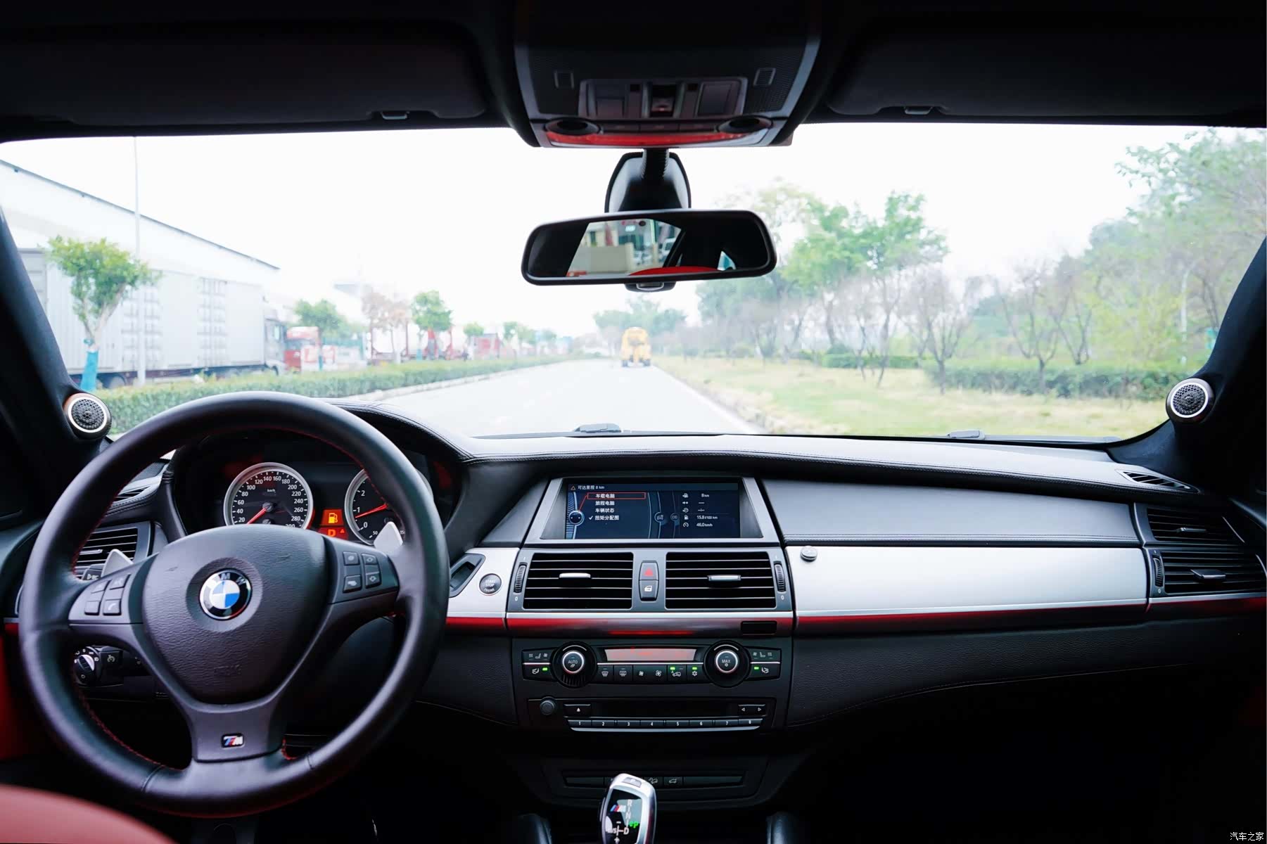 BMW X6, 2013 11