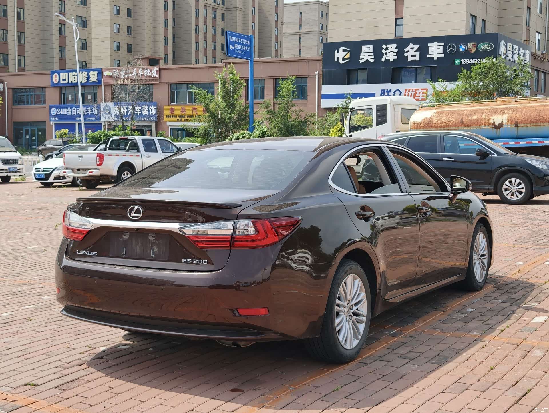 Lexus ES, 2017 9