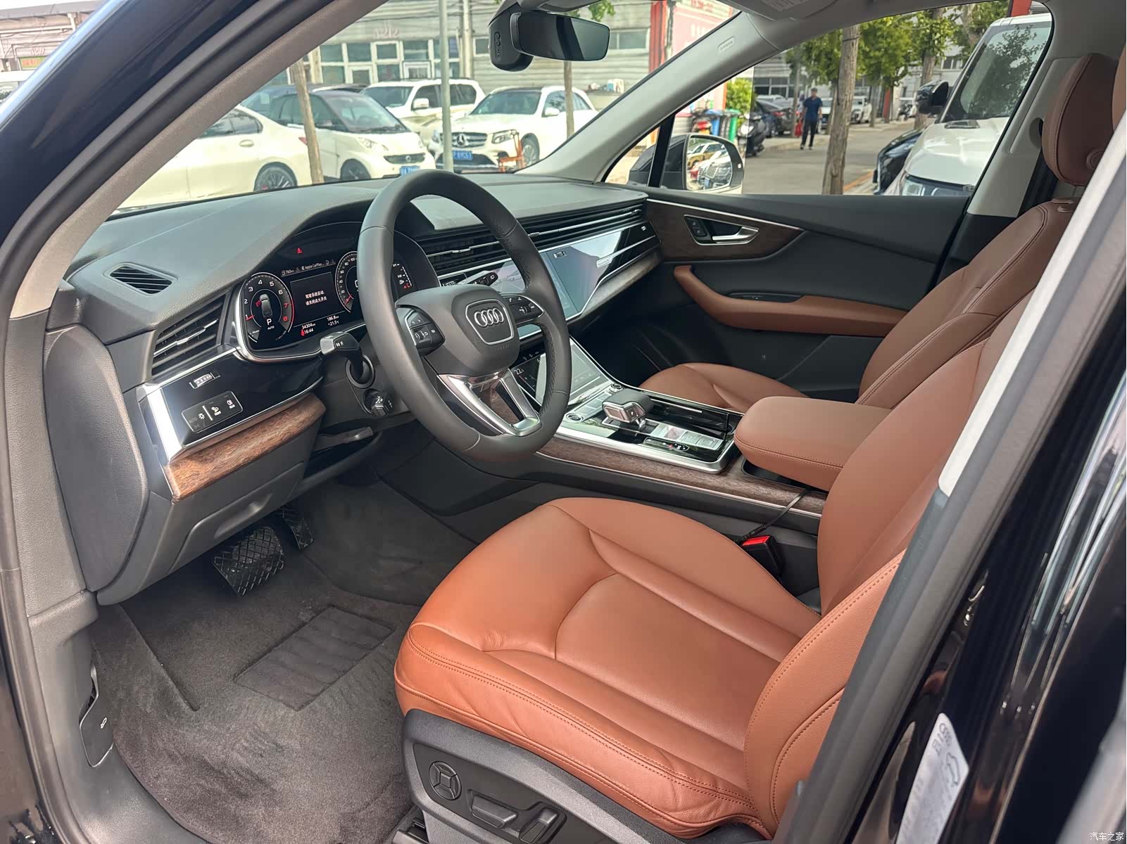 Audi Q7, 2021 4