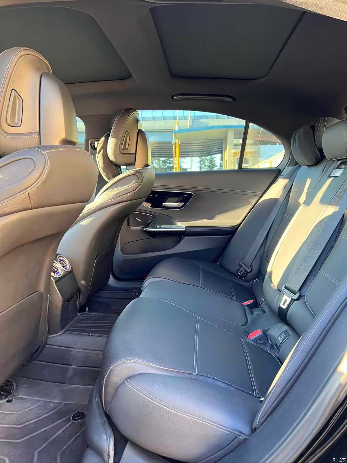 Mercedes-Benz C-Class, 2023 6