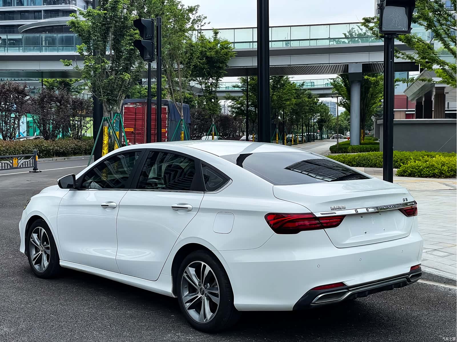 Geely Binray, 2019 3