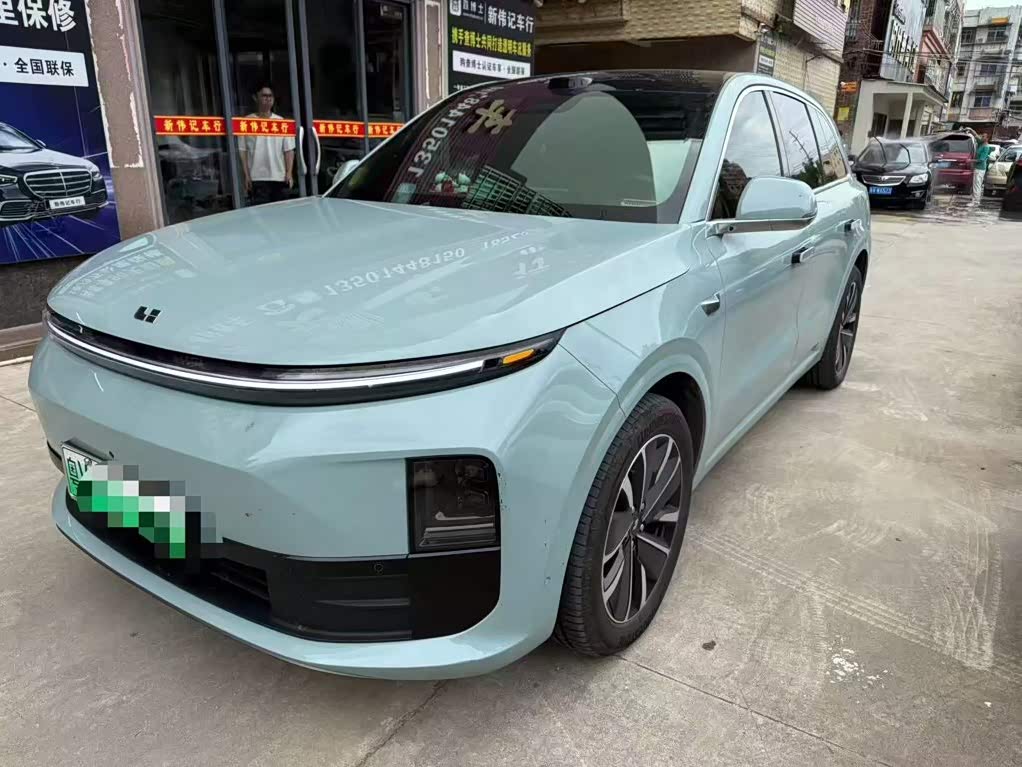 Li Auto L6