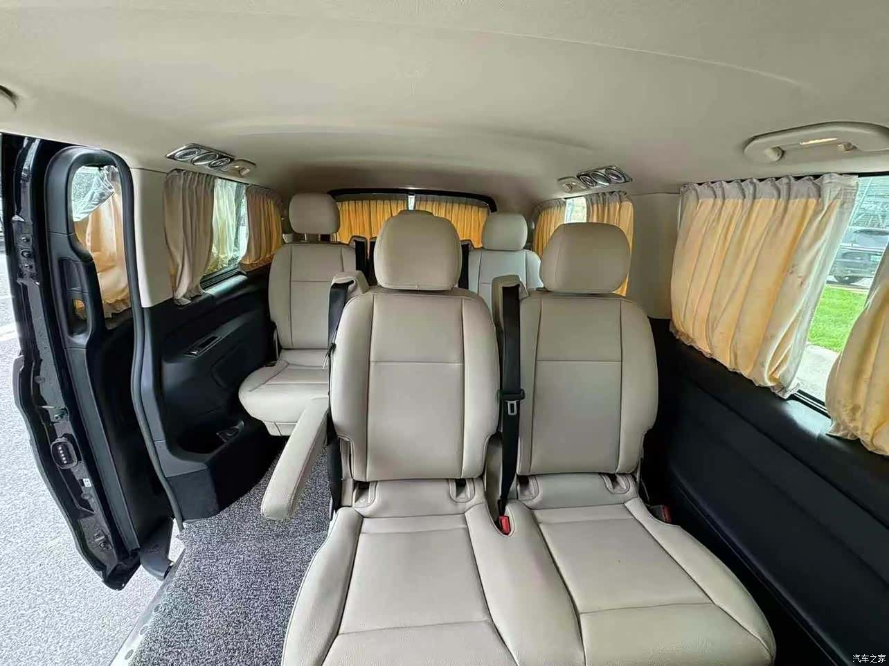 Mercedes-Benz 7, 2022 8
