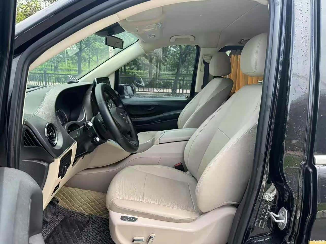Mercedes-Benz 7, 2022 6