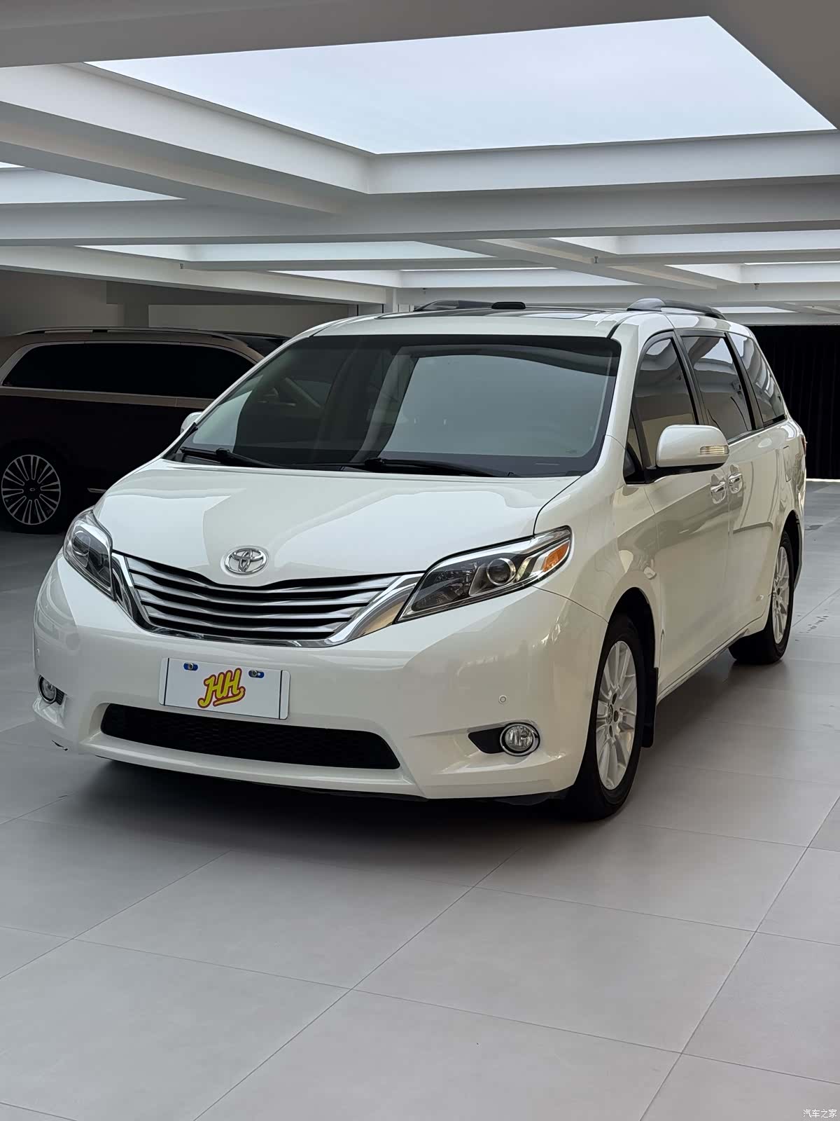 Toyota Sienna, 2017 1