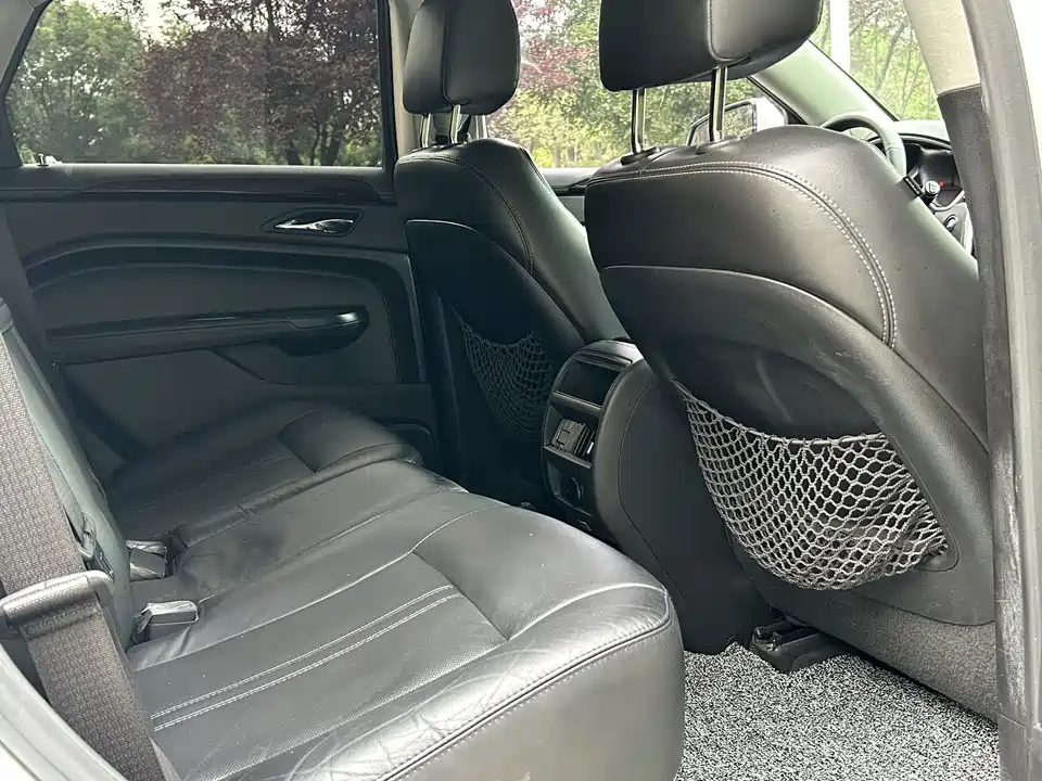 Cadillac SRX