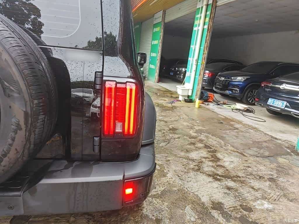 Tank 300, 2024 8