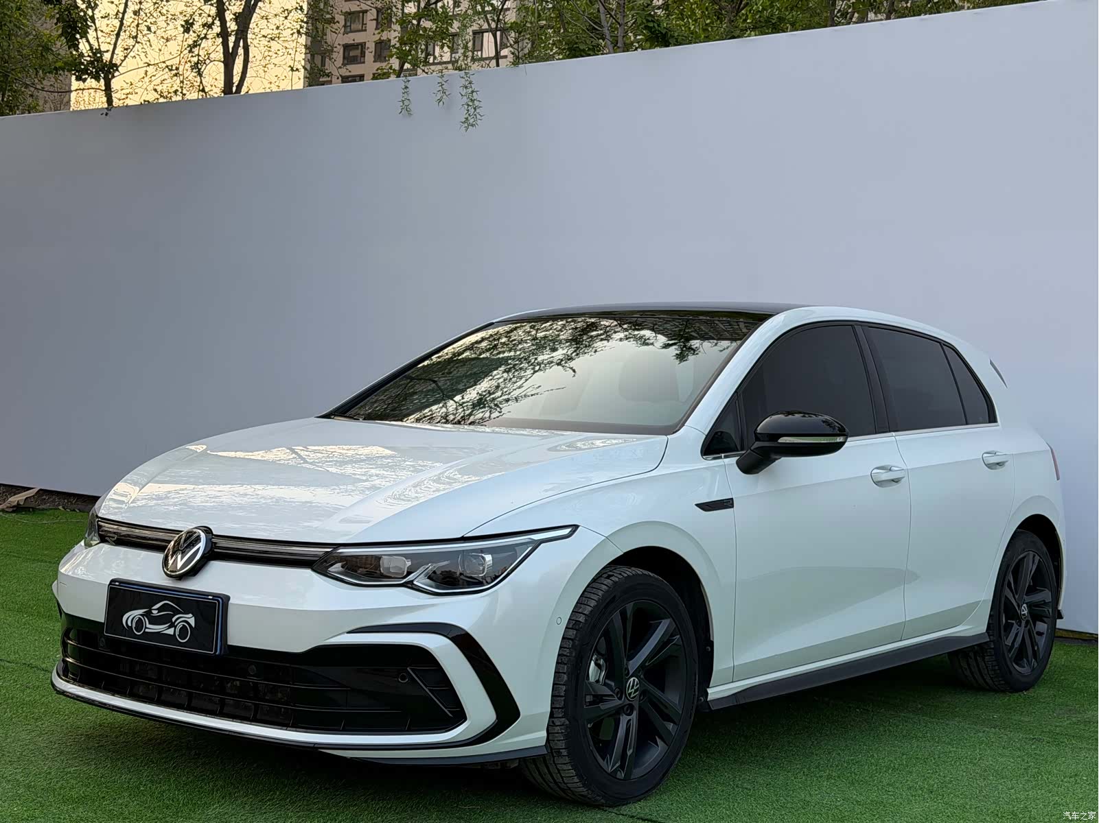 Volkswagen Golf, 2023 1